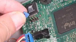 Mereset BIOS Motherboard
